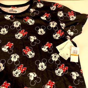 Disney Mickey and Minnie T-shirt Women’s 3X